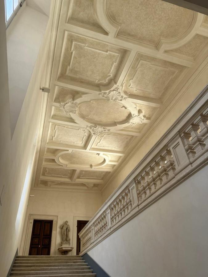 Casa Colonna - Suite Della Torre 라킬라 외부 사진