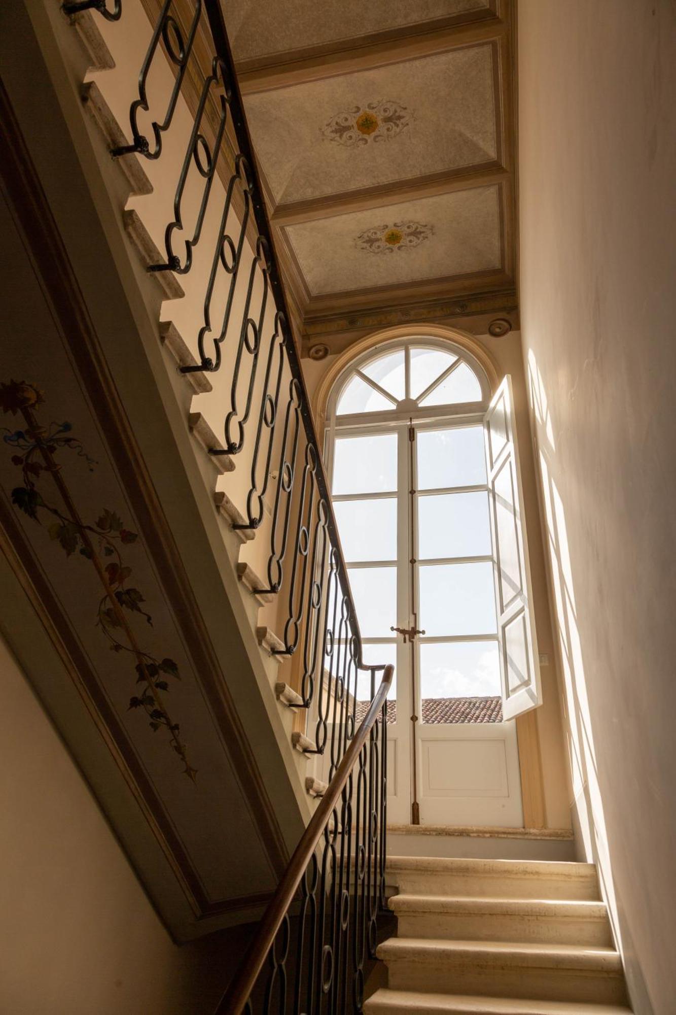 Casa Colonna - Suite Della Torre 라킬라 외부 사진
